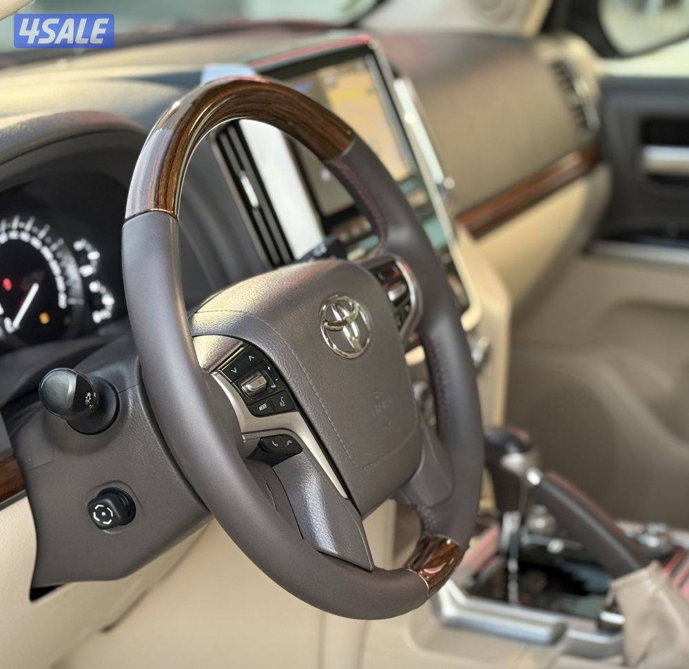 لاندكروزر 2018 VX.R شرط الفحص بل كامل6