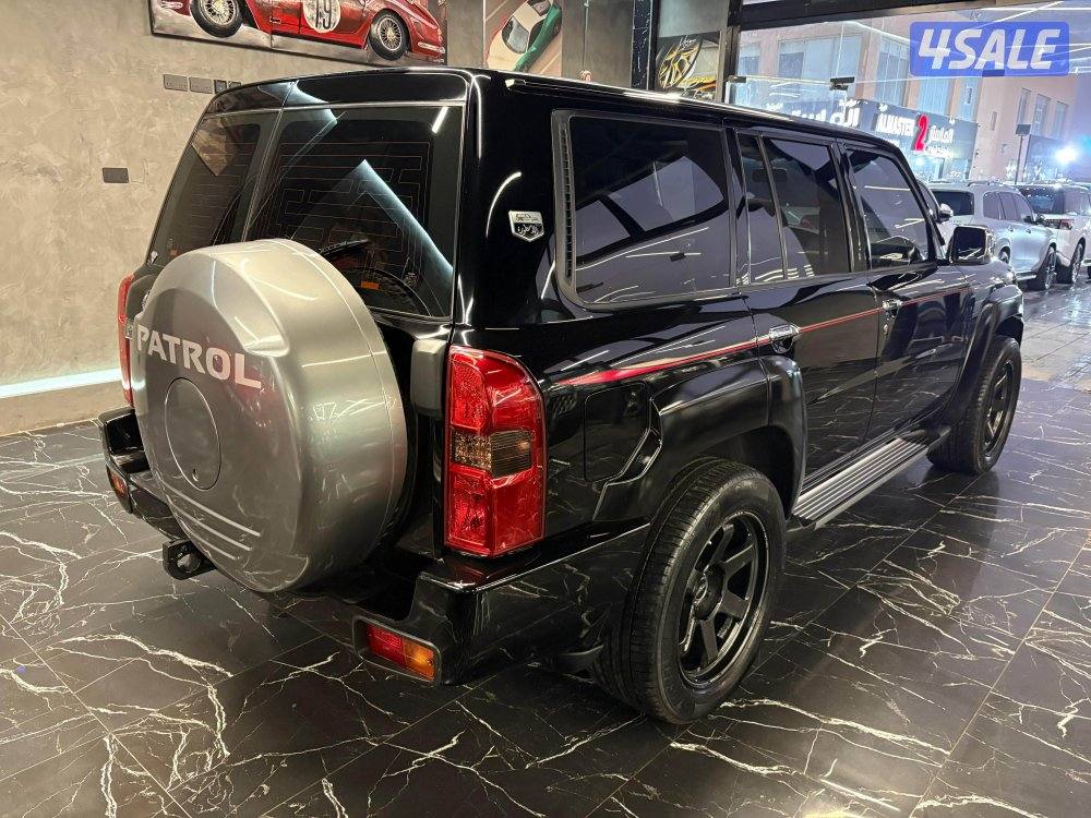 نيسان سفاري8