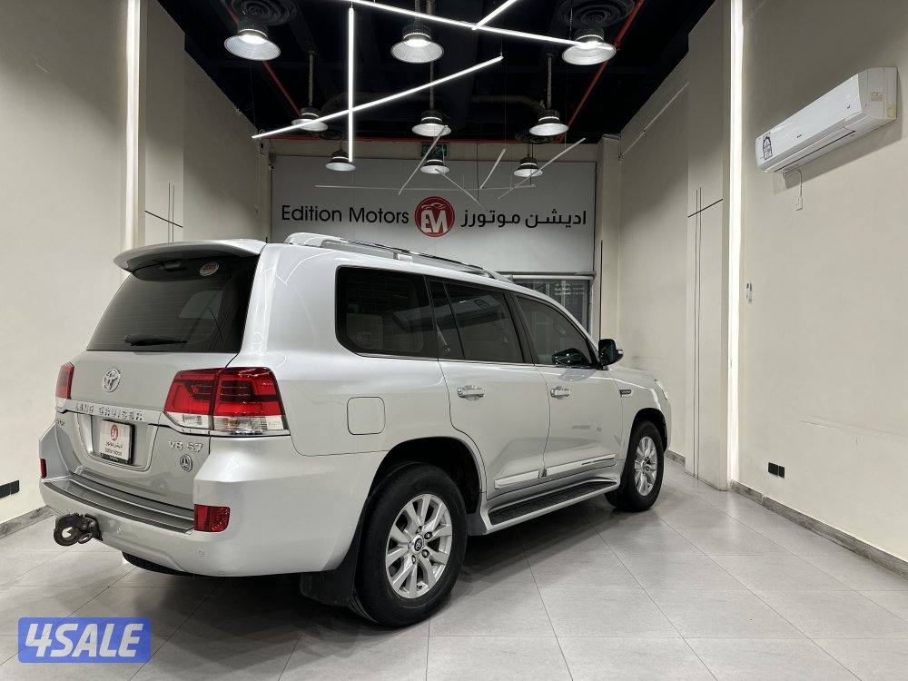 لاندكروزر VXR3