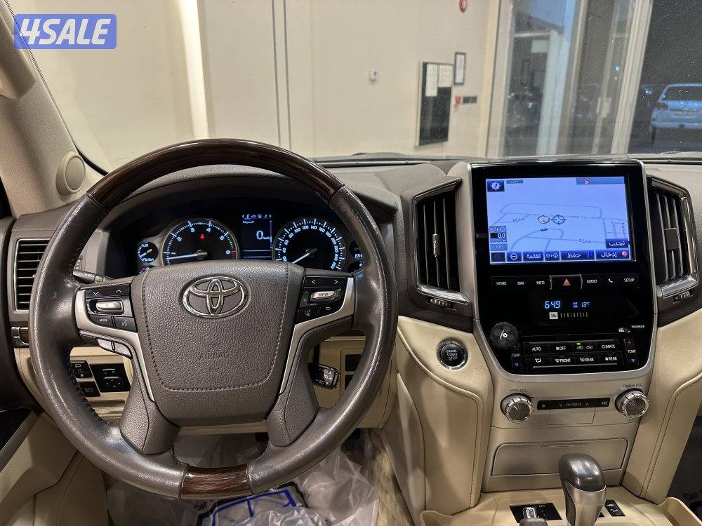 لاندكروزر VXR7