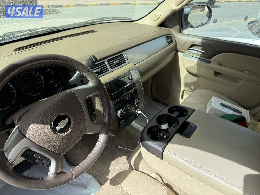 للبيع تاهو دبل قير موديل 2012 ماشي 159 الف2