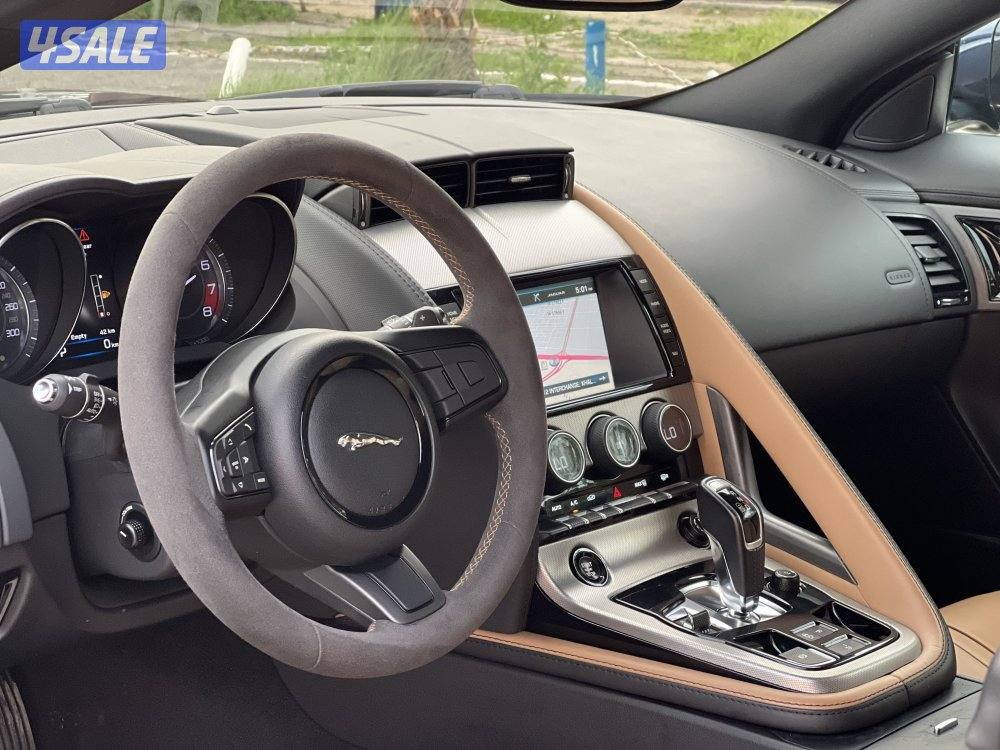جاكوار F-type موديل 2015 العداد 40 الف4