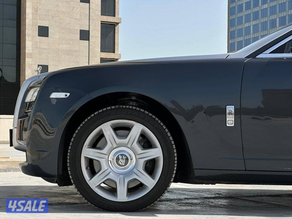 رولزGHOST موديل2010 عداد46الف وارد الغانم سيرفس منتظم5