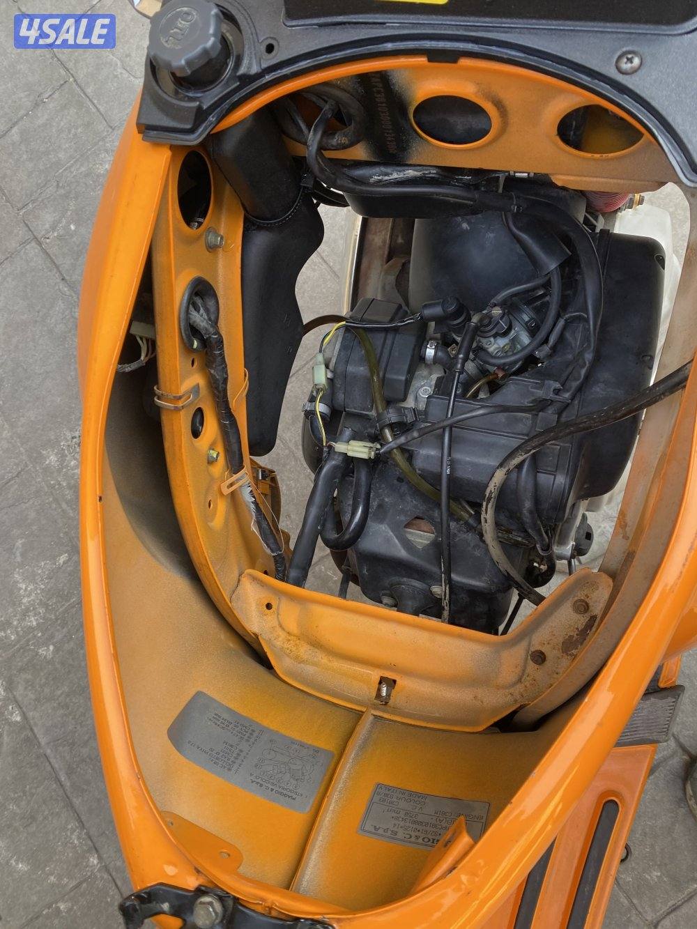 Vespa 50cc  للبيع فيسبا ايطالي اصلي ٥٠ سي سي ماشي الف نضيف جداً6