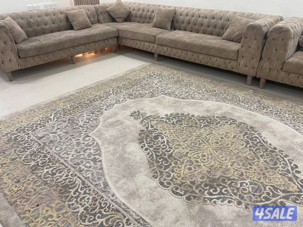 صاله كامله شامل الكنب و السجاد و الكونسول مع طاولات ضيافه5