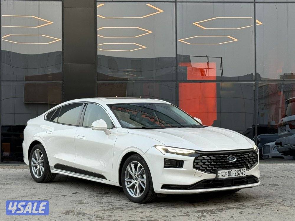 FORD TAURUS _2024 عداد 29 الف فقط0