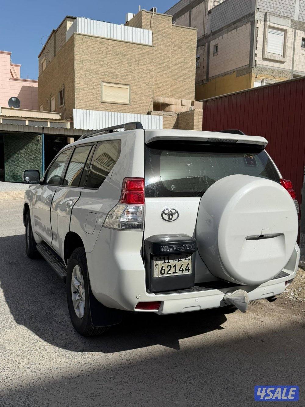 للبيع  برادو ٢٠١٢1