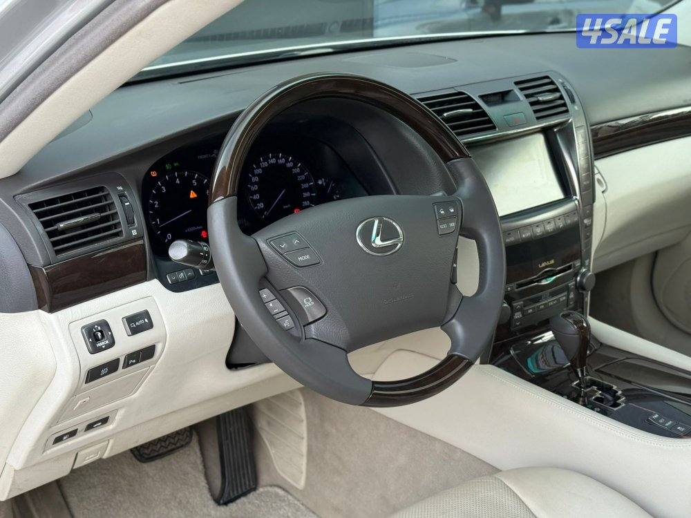 LEXUS LS460L _2008 عداد 74 الف فقط6