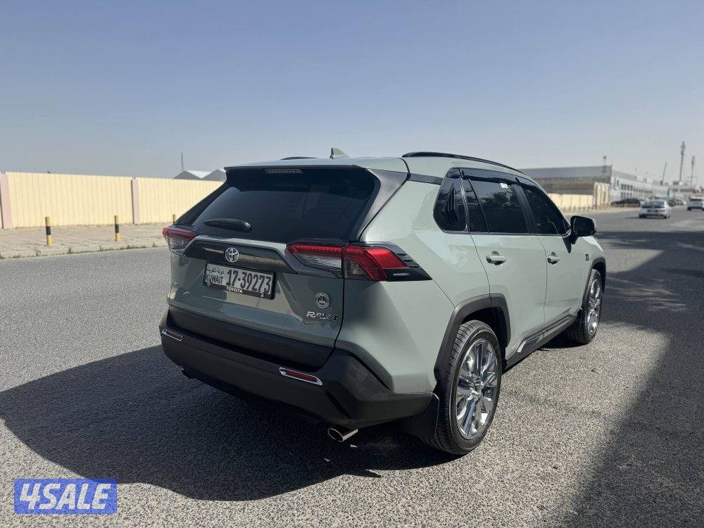 للبيع راف شبه جديد عدد اثنين ريموت سرفس الوكاله عدد ٥٠ الف صبغ الوكاله3