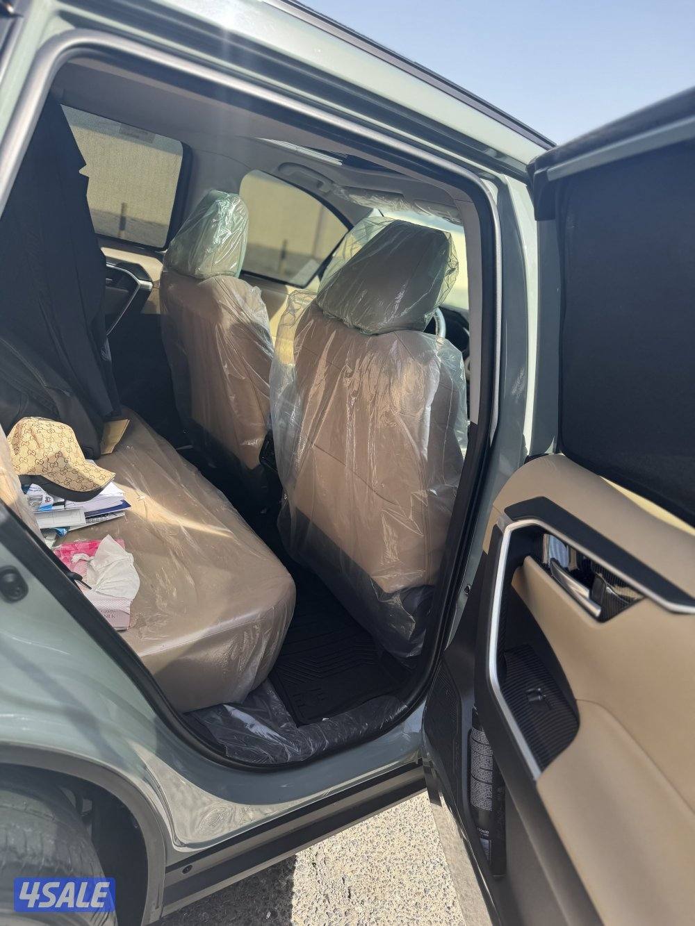 للبيع راف شبه جديد عدد اثنين ريموت سرفس الوكاله عدد ٥٠ الف صبغ الوكاله5