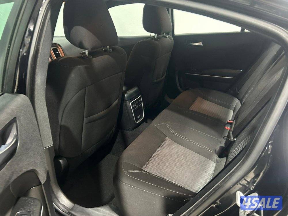 Dodge Charger SXT 20236