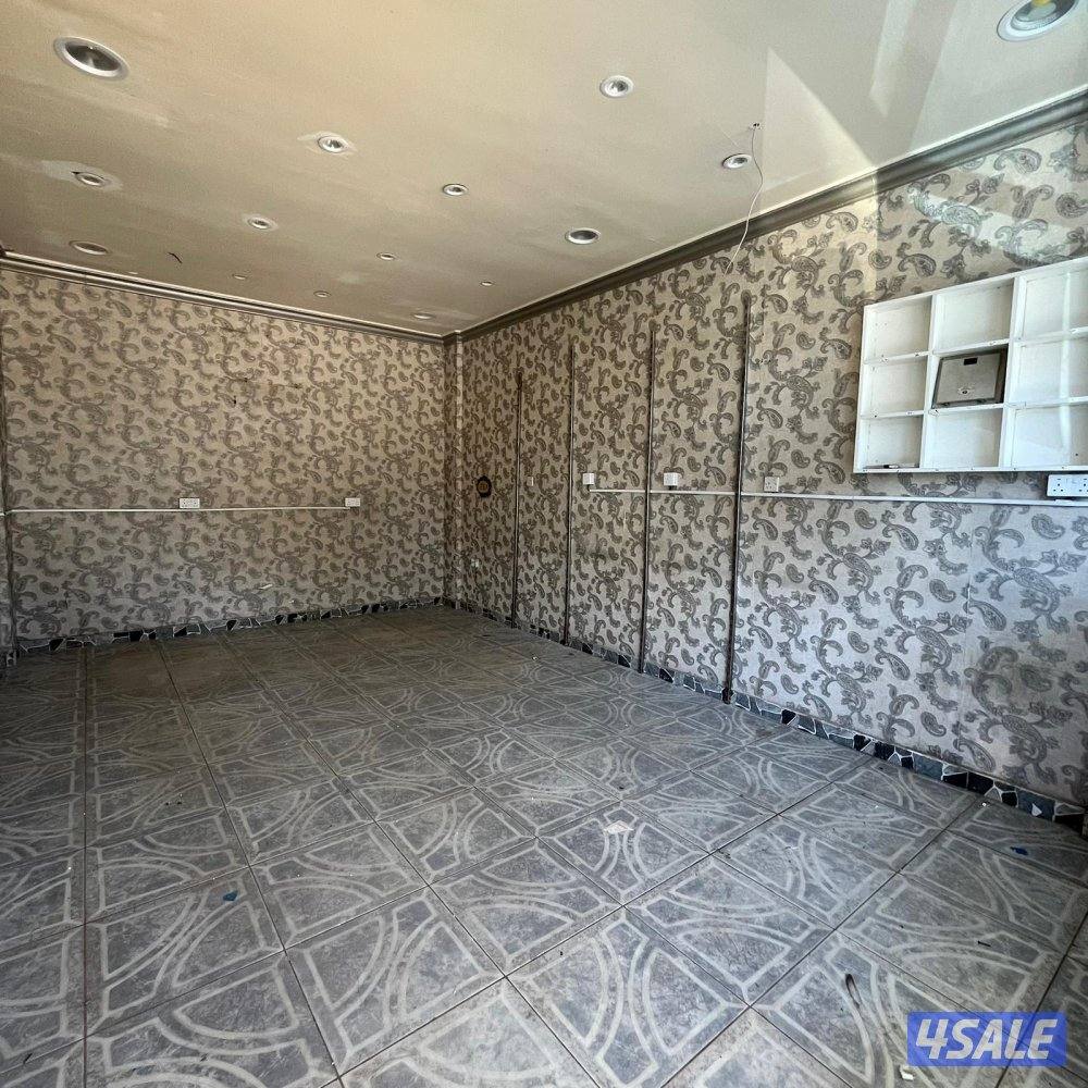 محل تجاري مع فترة سماح للإيجار في الفروانية1