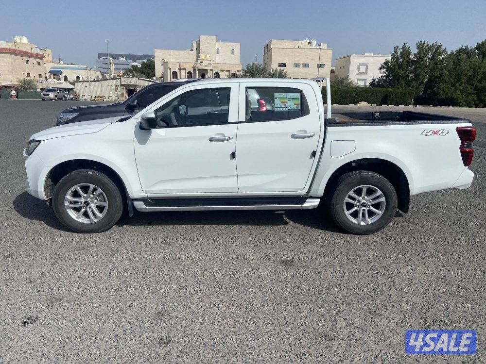 دي ماكس ايسوزو مكينه 3000 اشرط الفحص السياره تحت كفاله الشركه0