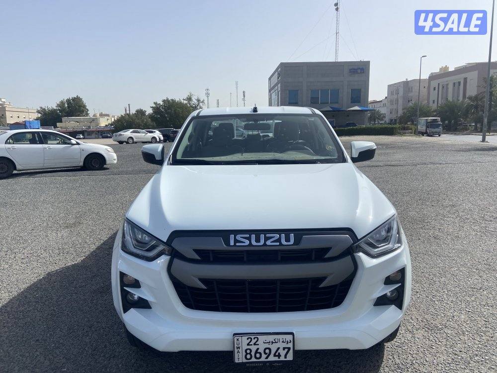 دي ماكس ايسوزو مكينه 3000 اشرط الفحص السياره تحت كفاله الشركه1