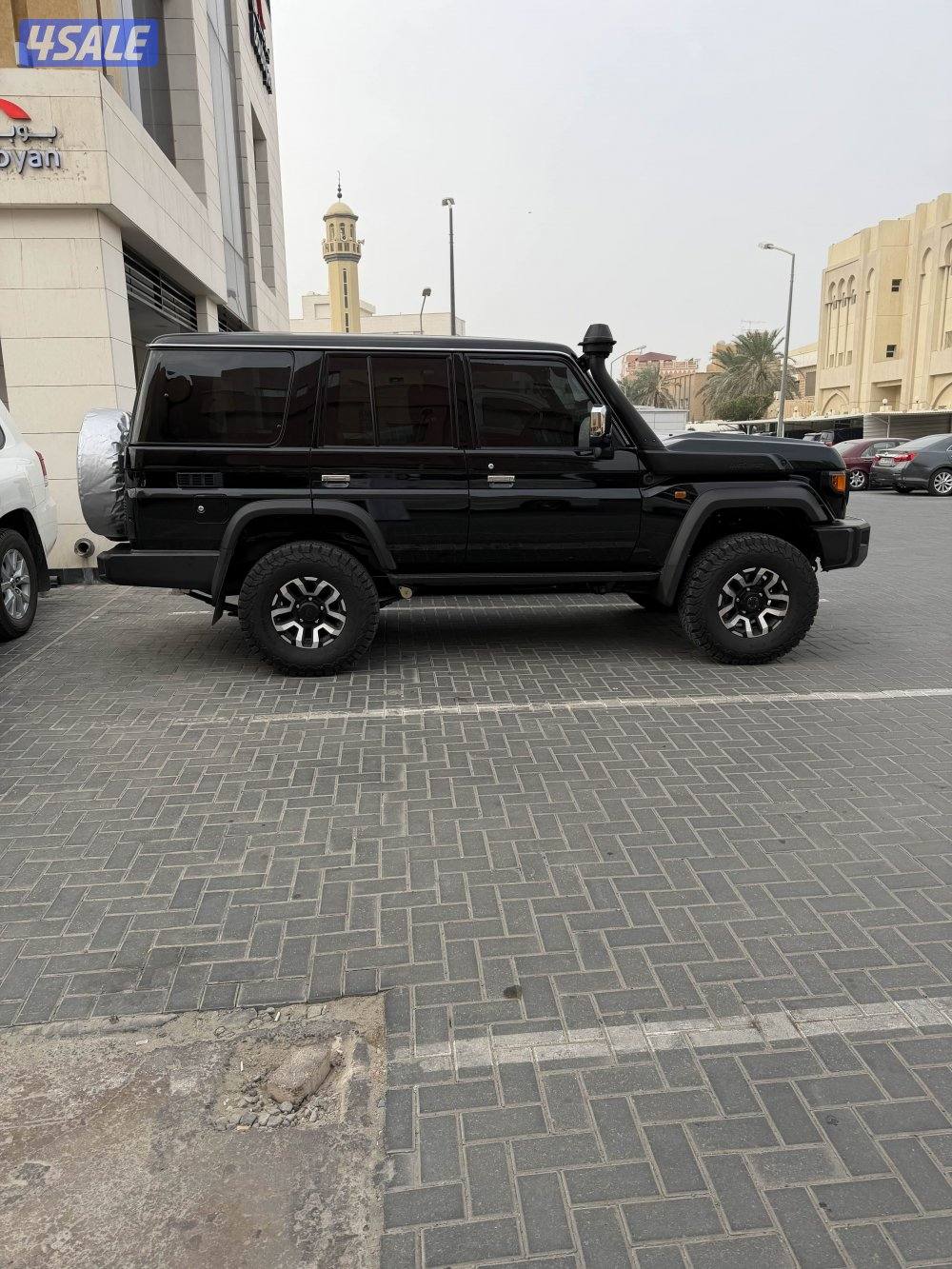 للبيع جيب نص موديل ٢٠٢٥0