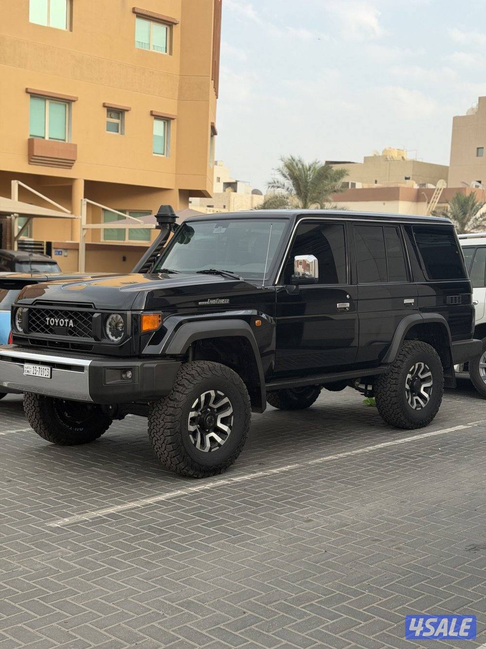 للبيع جيب نص موديل ٢٠٢٥2