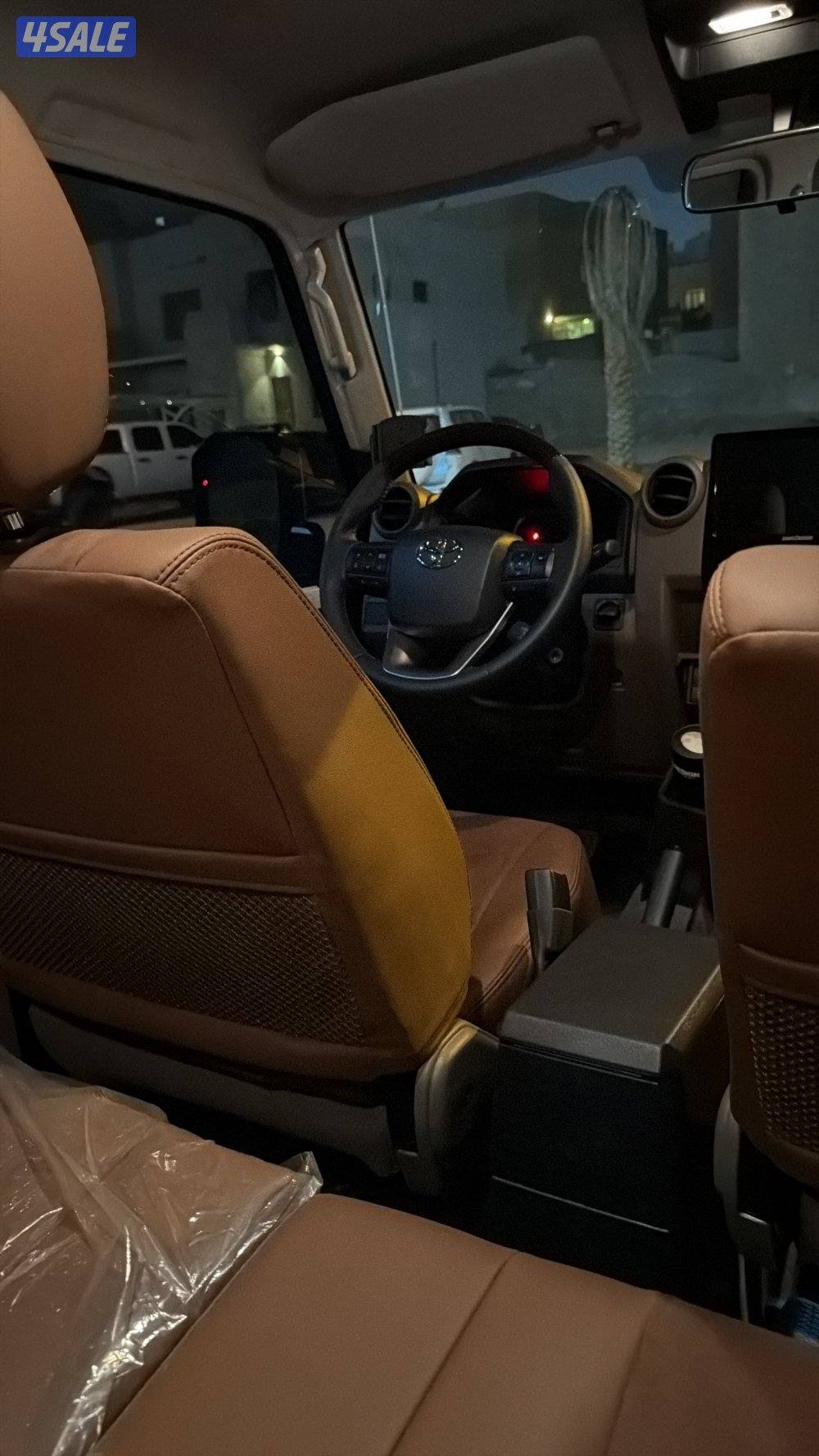 للبيع جيب نص موديل ٢٠٢٥4