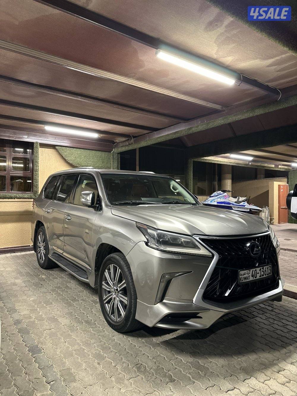 للبيع لكزس LX570 درجه اولى1