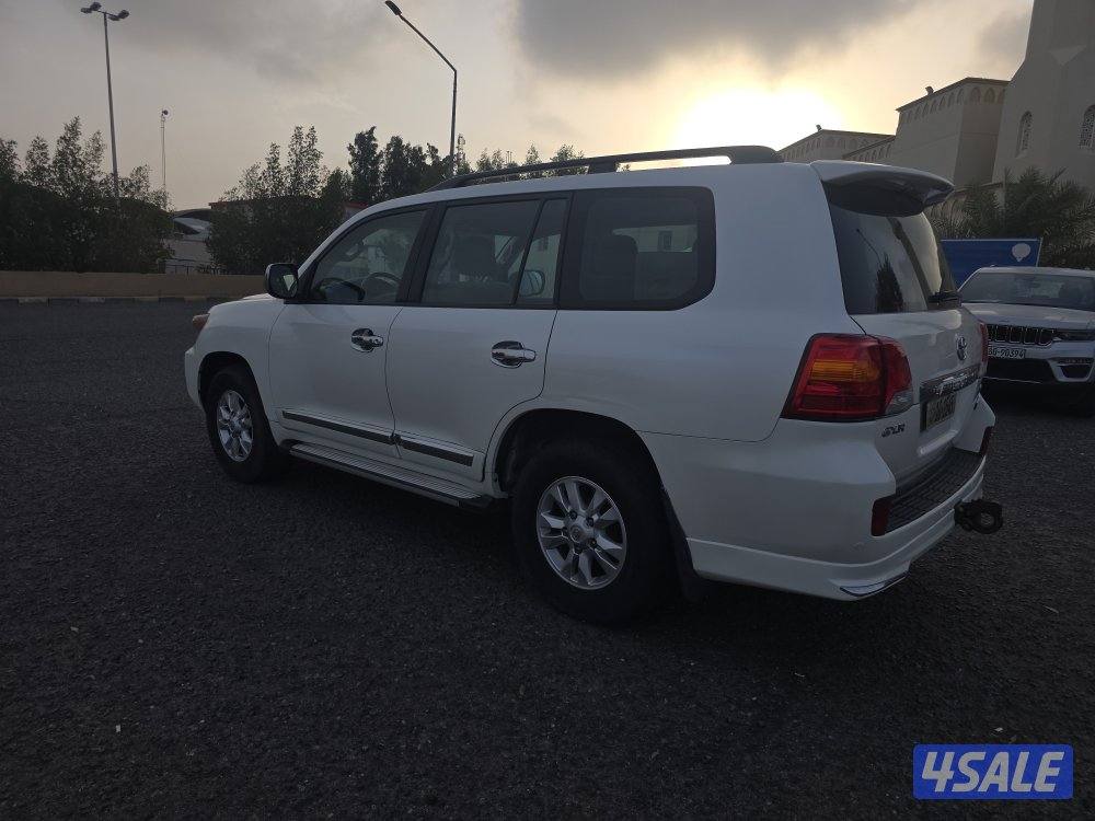 لاندكروزر GXR3