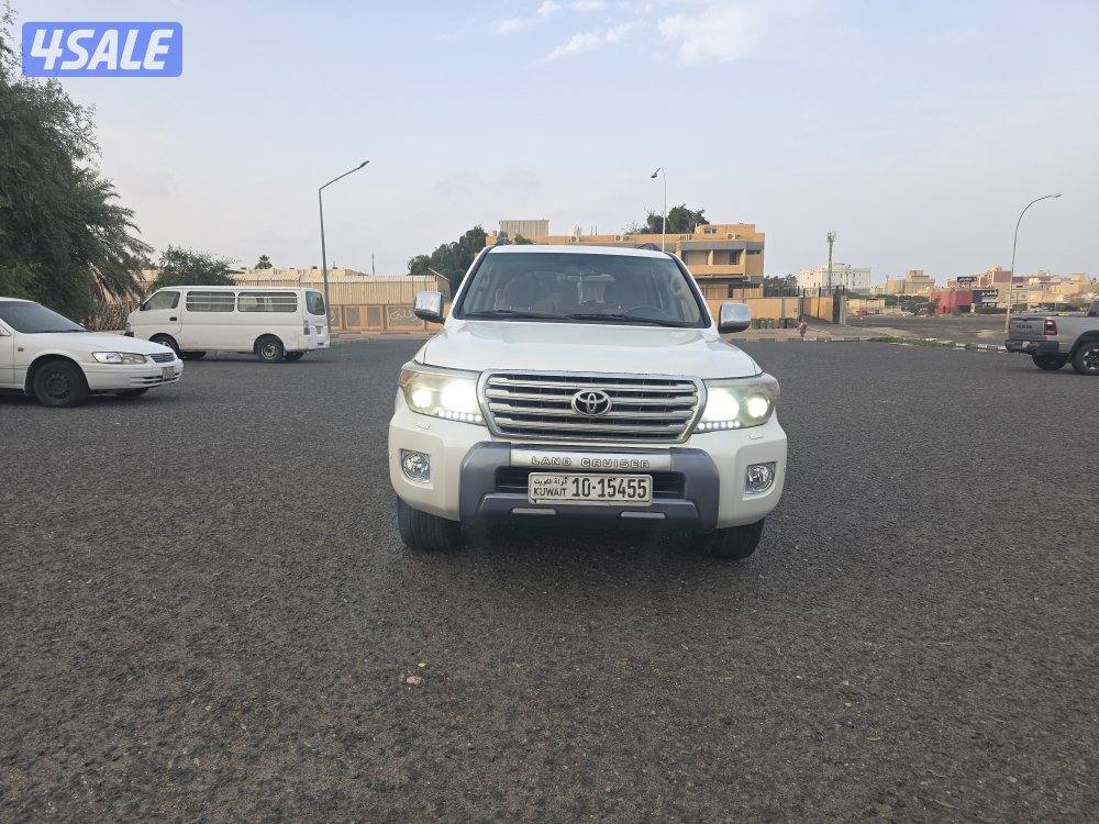 لاندكروزر GXR6