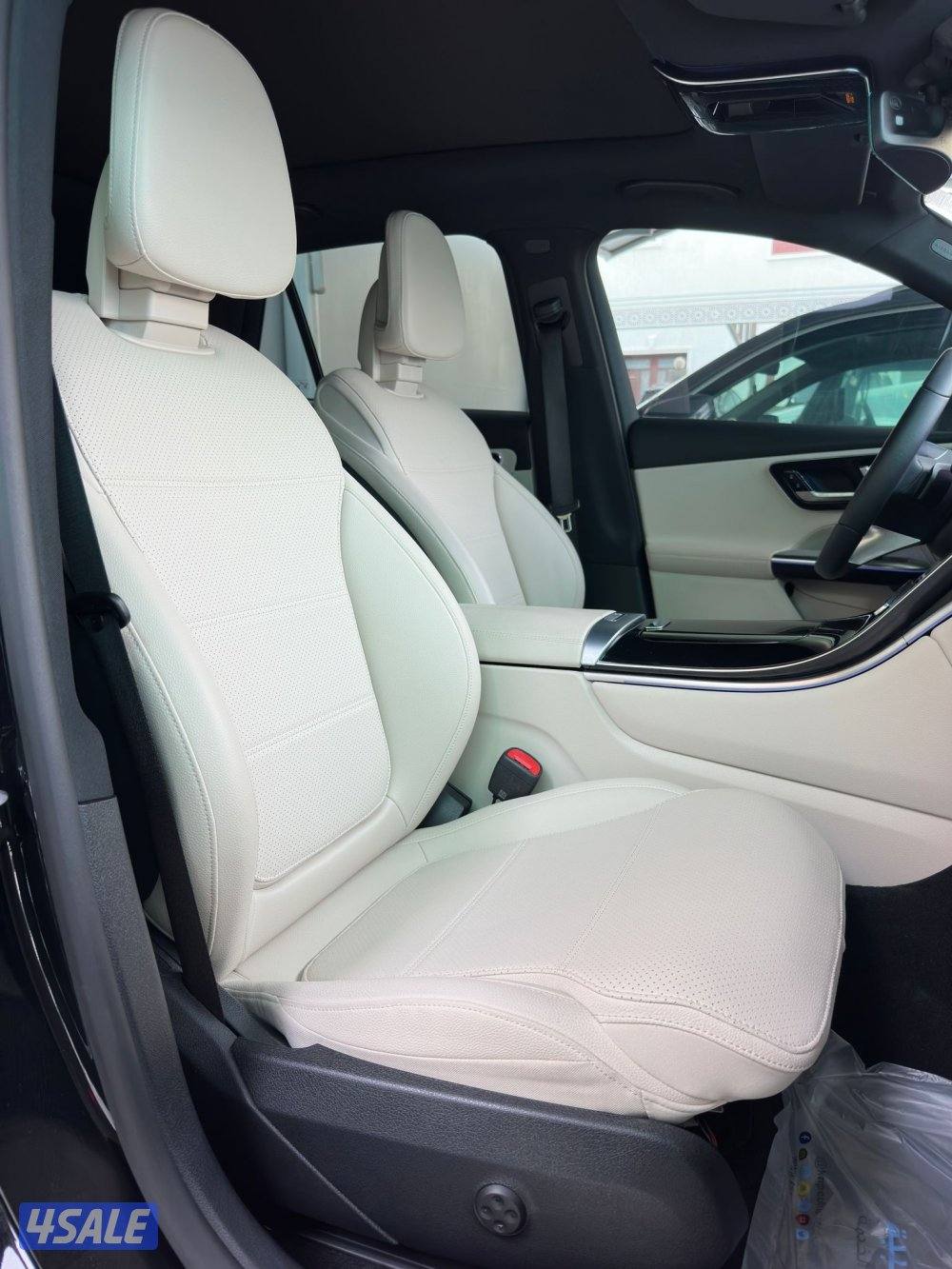 مرسيدس GLC 200
بحالة الوكاله9