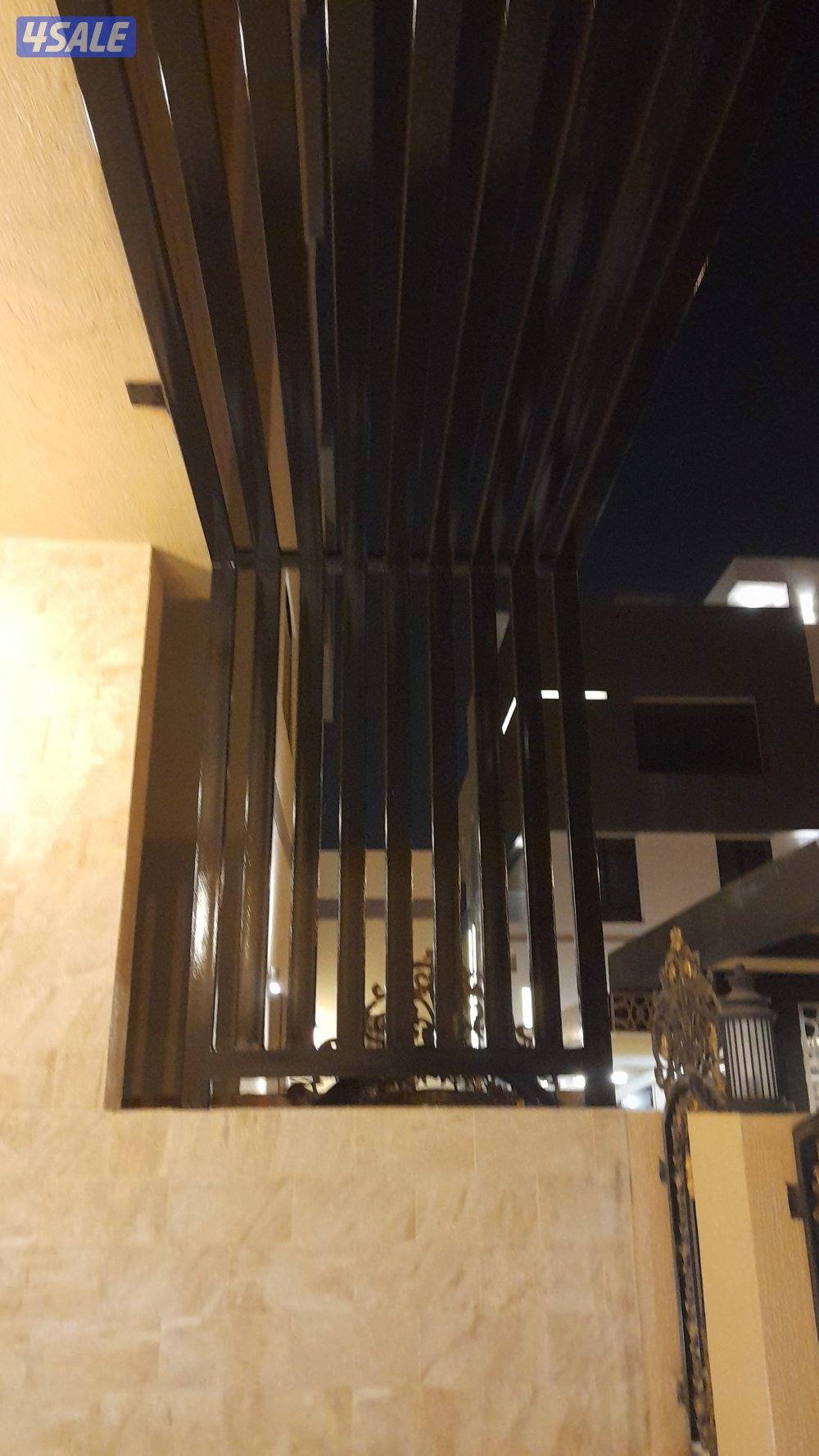 حداد مظلات خام خشبي غرفة مخازن جميع عمال حداده معلم باكستاني10