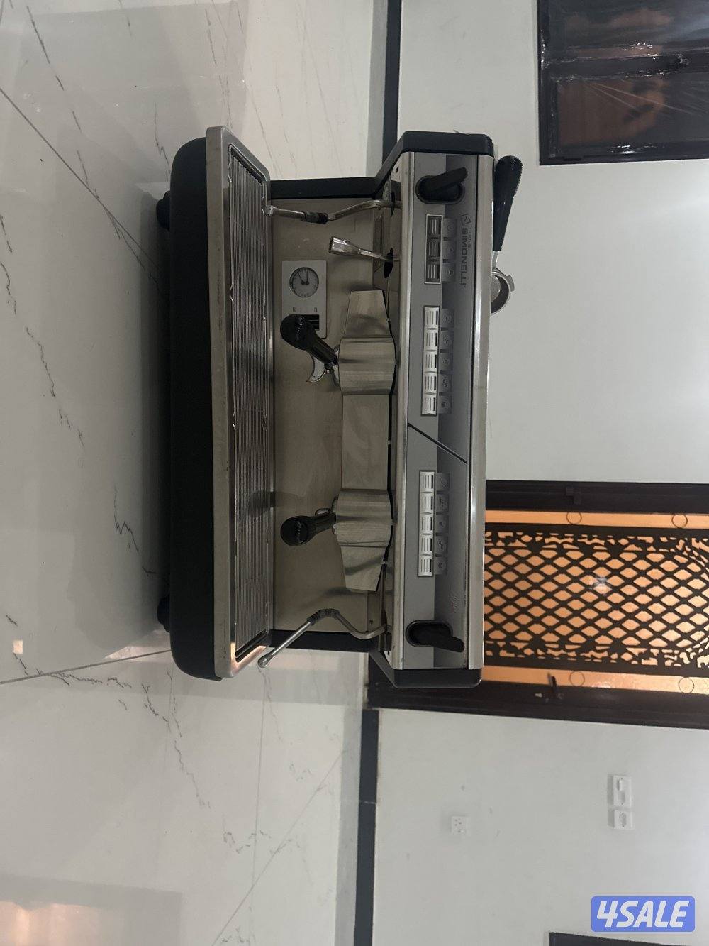 مكينة قهوة نظيفه0