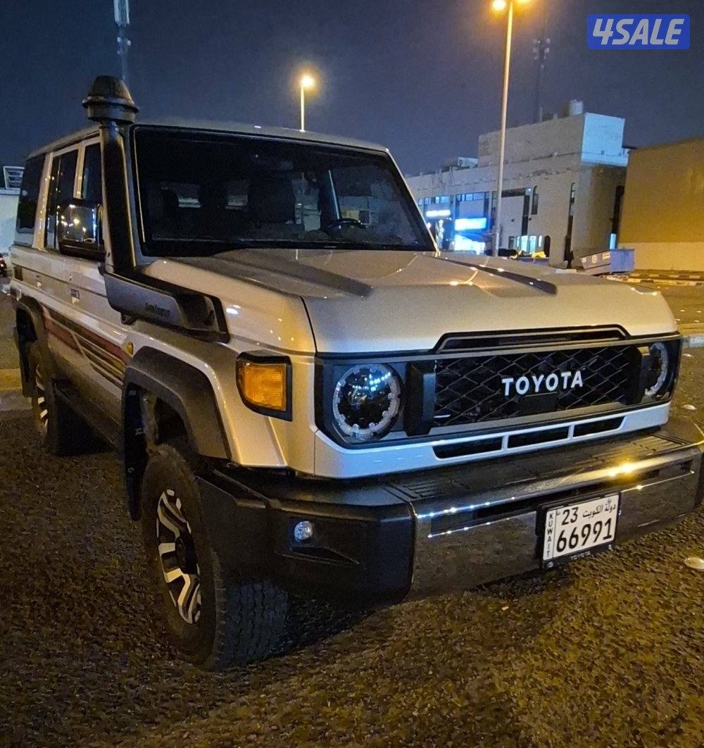 لاند كروزر ( نص ) LX TOYOTA0