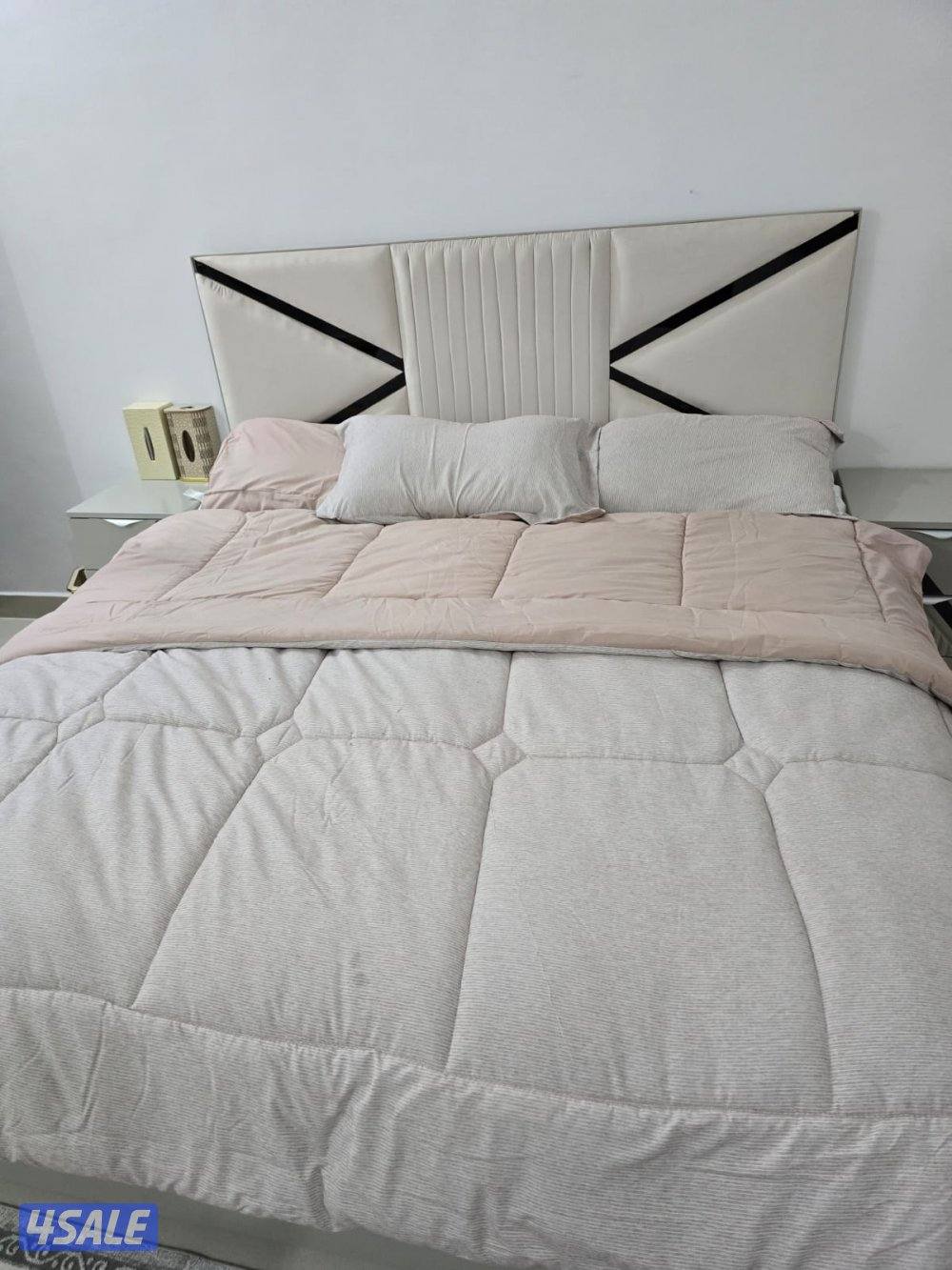 نشتري اثاث مستعمل غرف نوم غنفات مطابخ اجهزه مكيفات ثلاجات غسلات0