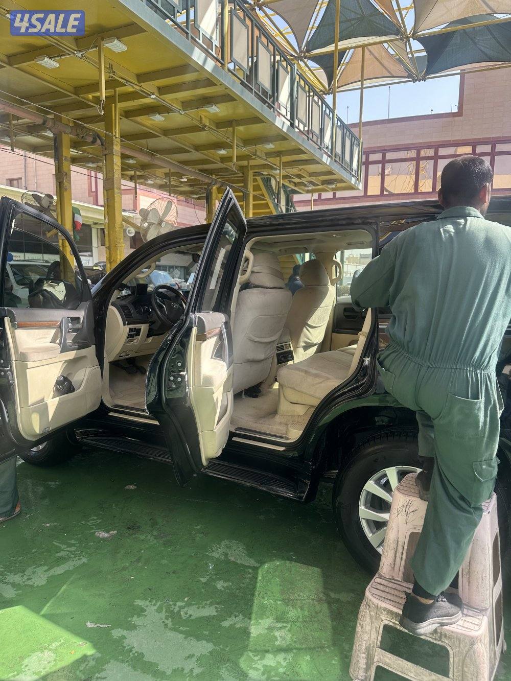 لاندكروزر 8 سلندر بلاك اديشن وارد الساير4