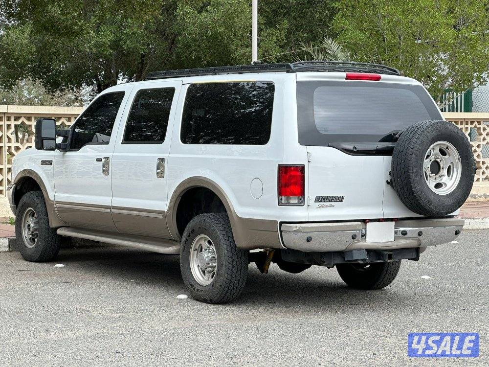 فورد اكسكيرجن مجهز للرحلات3