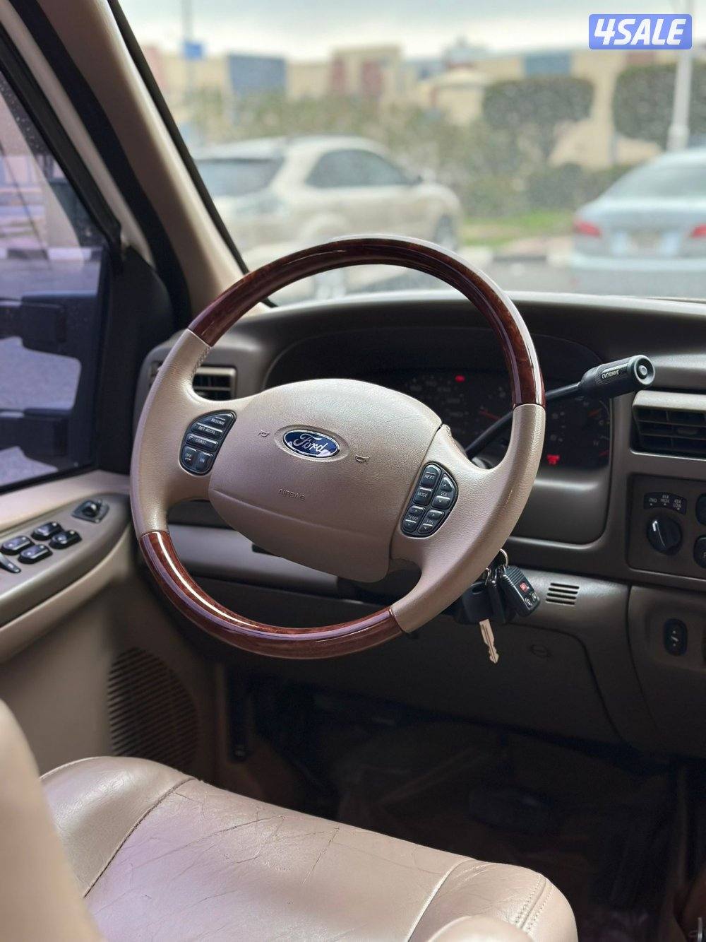 فورد اكسكيرجن مجهز للرحلات12