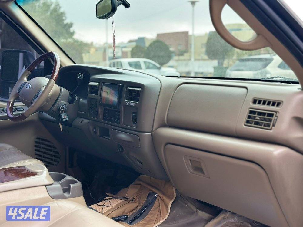 فورد اكسكيرجن مجهز للرحلات13