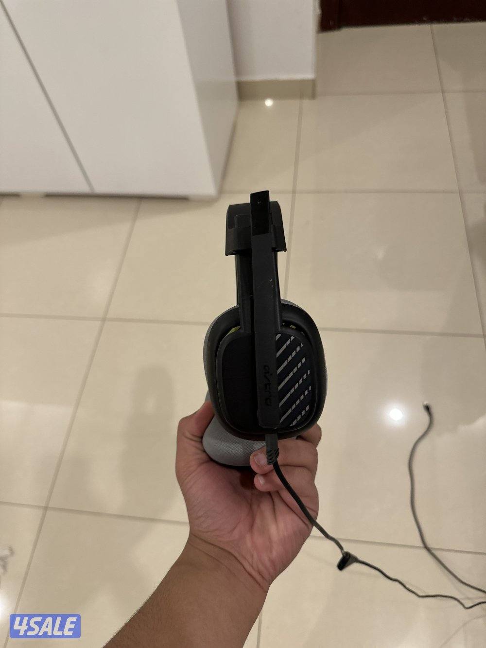 سماعة استرو A10 شرط نضيفه و شغال 100% و إذا فيها شي فلوسك مرجوعه1