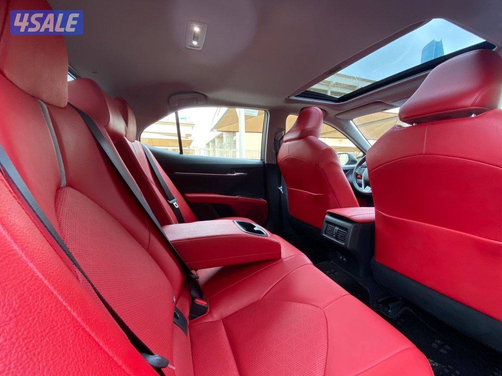 كامري SE V6 موديل 2022 عداد 30 الف كيلو فقط تحت الكفاله شرط الفحص8