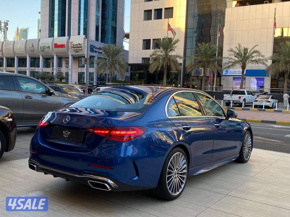 مرسيدس C300 موديل 2023 عداد 10 الف كيلو فقط وارد الملا سيرفس منتظم3