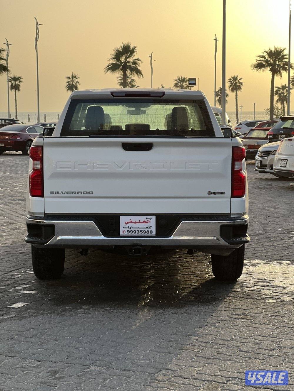 للبيع ونيت سلفرادو بحالة ممتازة1