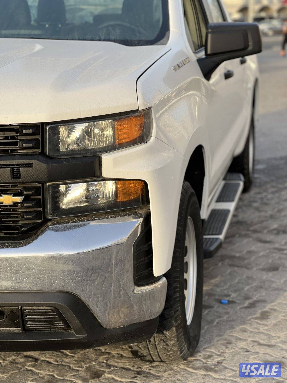 للبيع ونيت سلفرادو بحالة ممتازة13