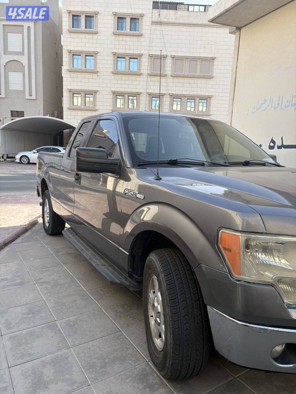 وانيت 20111_F150 ماشي260الف صبخ وكاله بدون دبل1