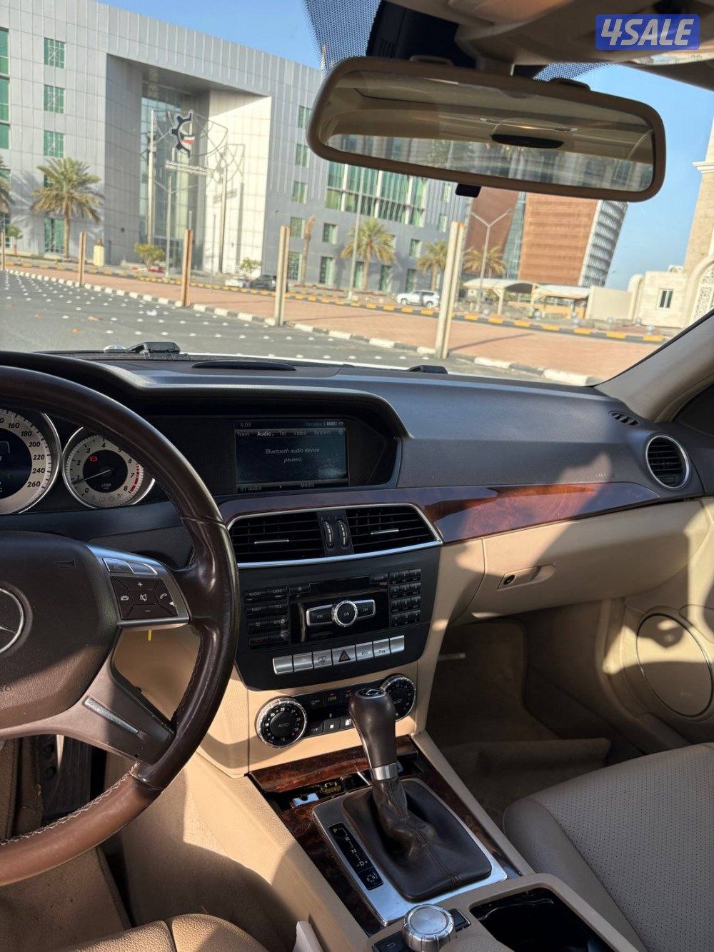 مرسيدس c-class بحالة ممتازة5