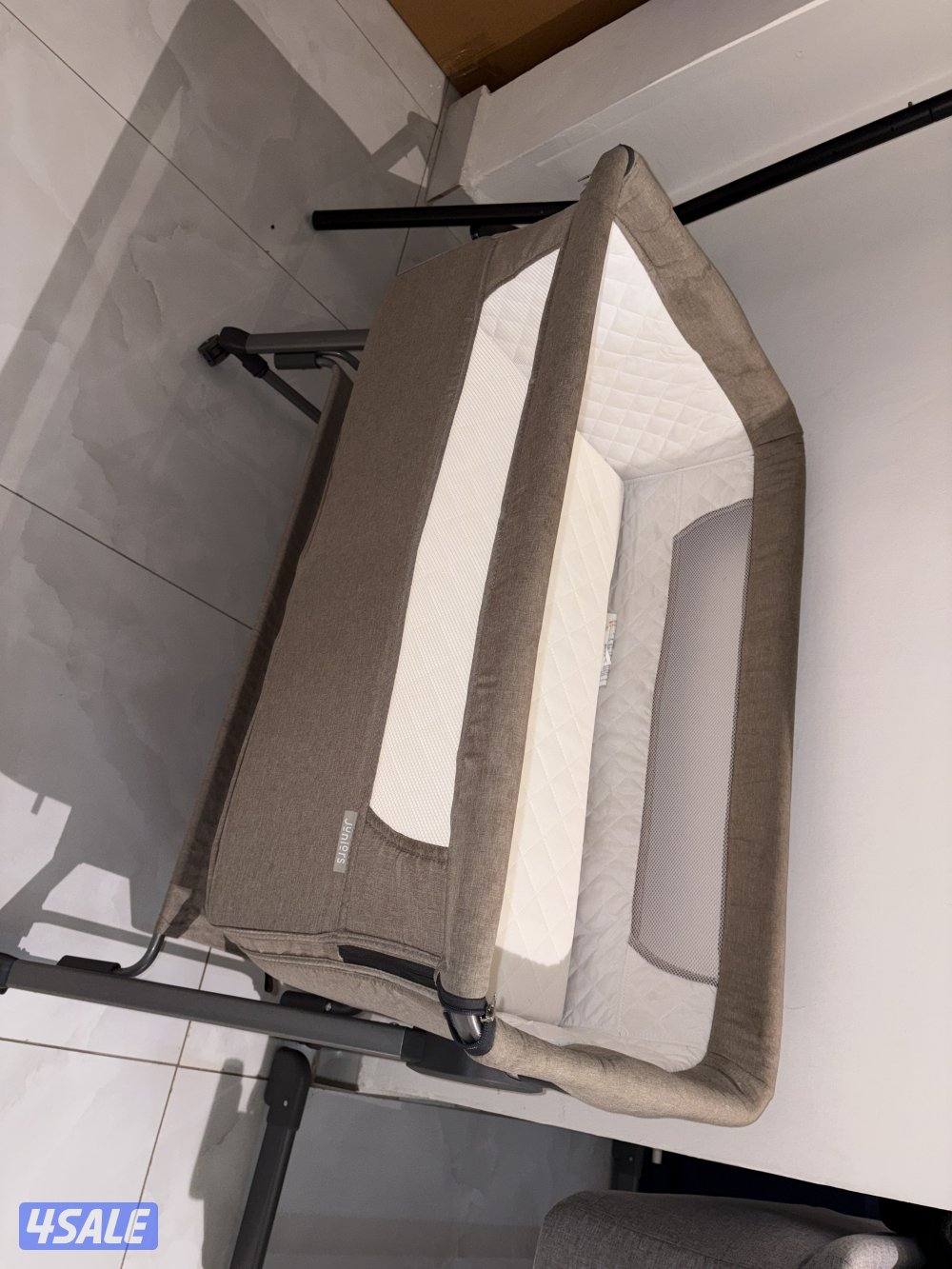 سرير اطفال0