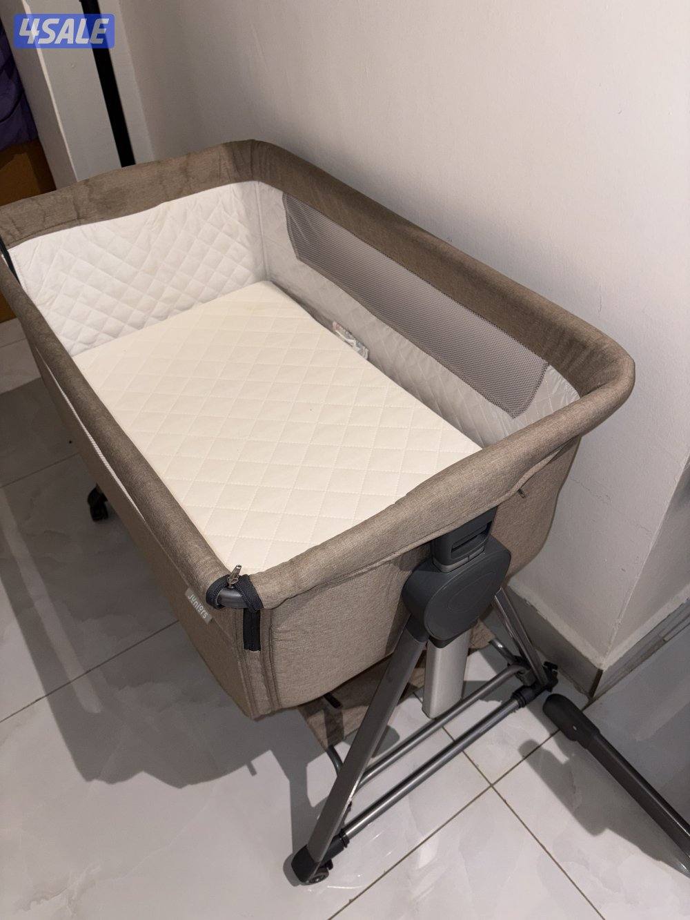 سرير اطفال1