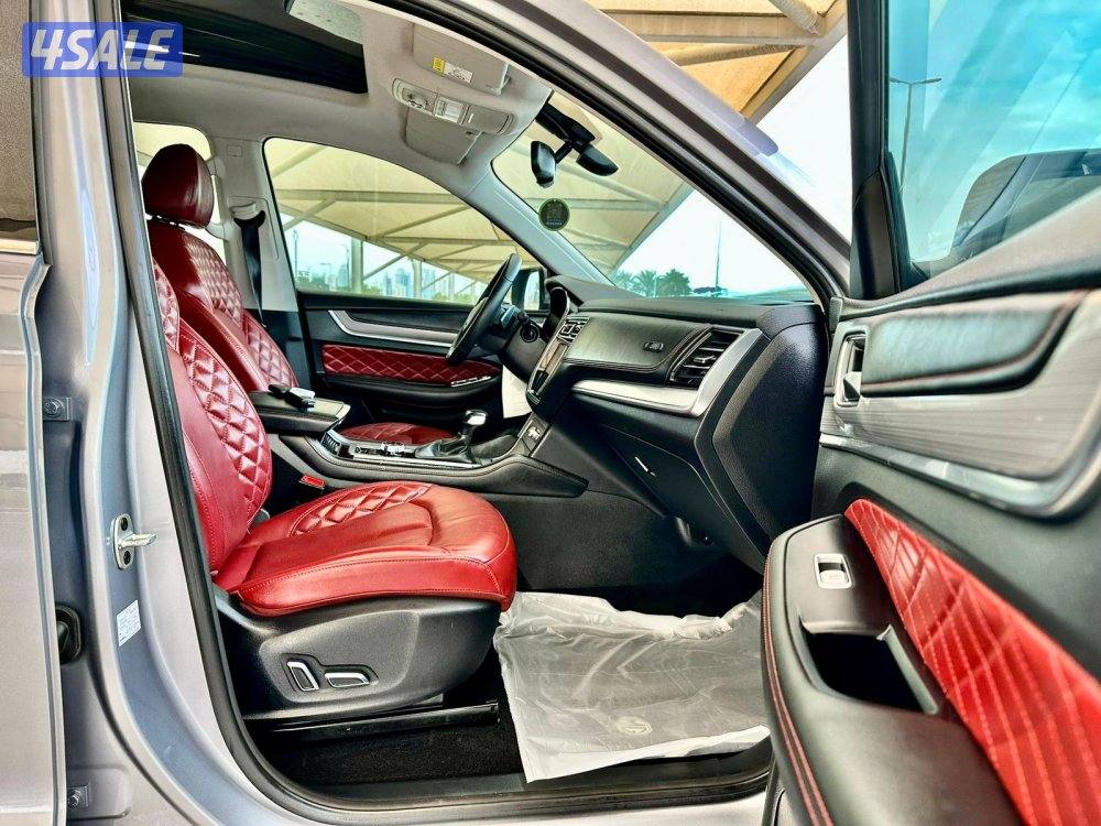 ًMG RX8 - الموديل:2024 - العداد:728