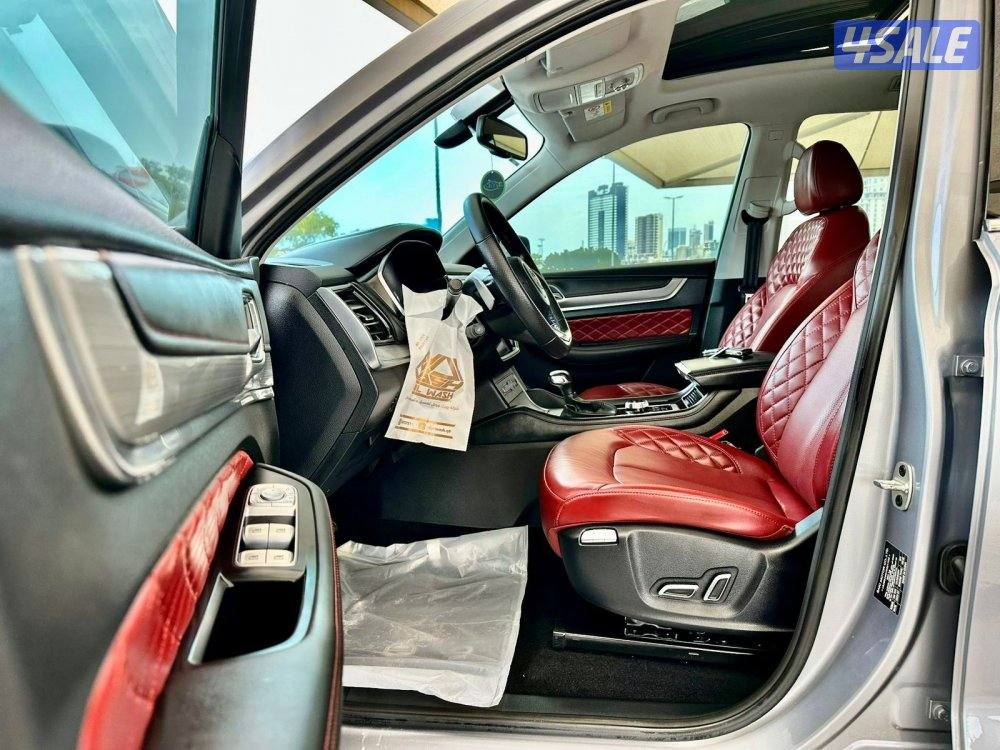 ًMG RX8 - الموديل:2024 - العداد:7214