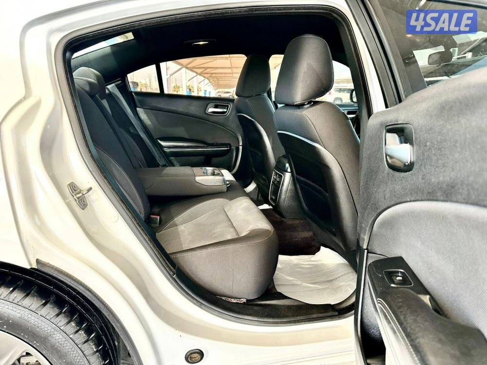 دودج تشارجر - الموديل:2018 - العداد:2149