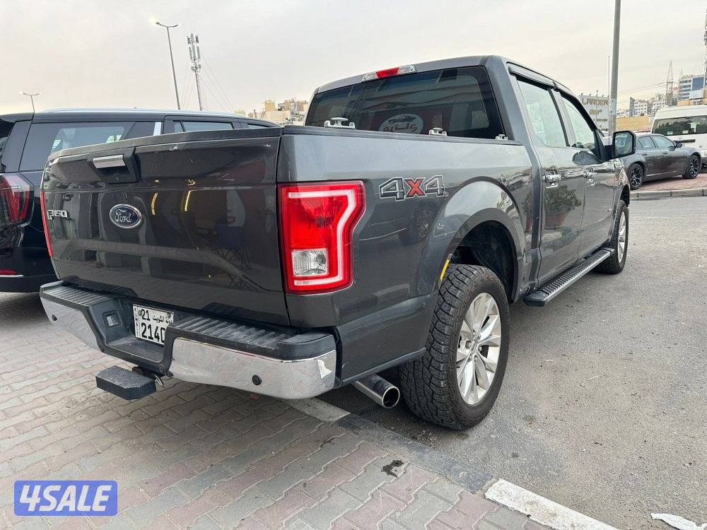 نوع السياره : فورد F150 
الموديل : 2016
العداد : 296 ألف
الحاله : شرط5