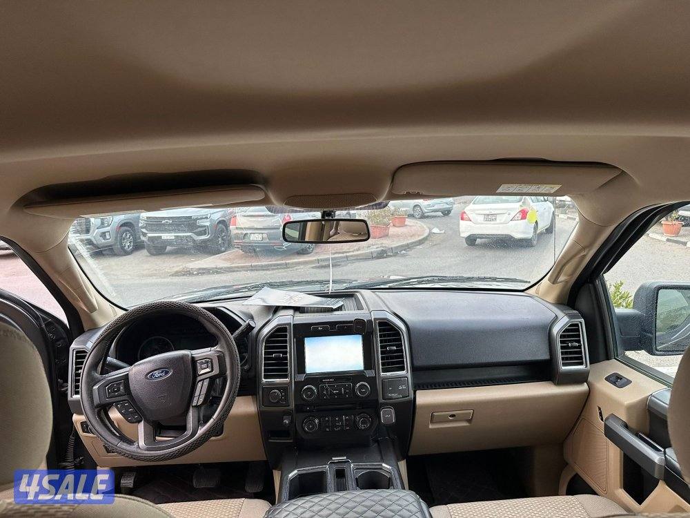 نوع السياره : فورد F150 
الموديل : 2016
العداد : 296 ألف
الحاله : شرط7