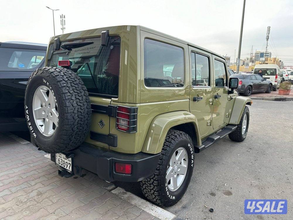 رانقلر صحاري الموديل2013
العداد 200 ألف
صبغ وكاله ماعدا قطعة3