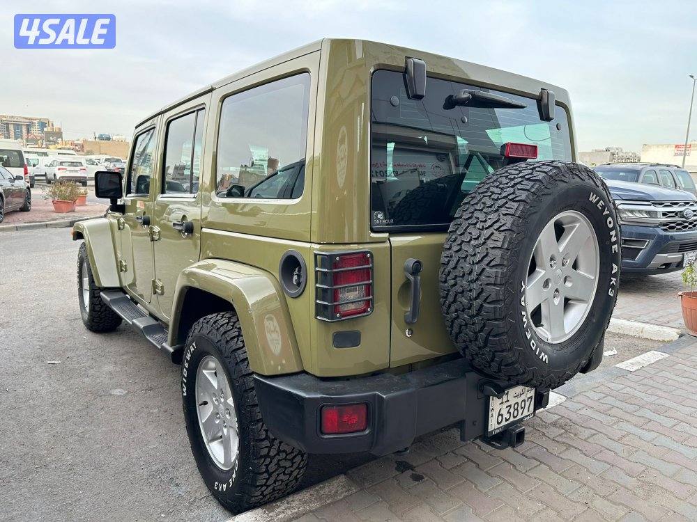 رانقلر صحاري الموديل2013
العداد 200 ألف
صبغ وكاله ماعدا قطعة4