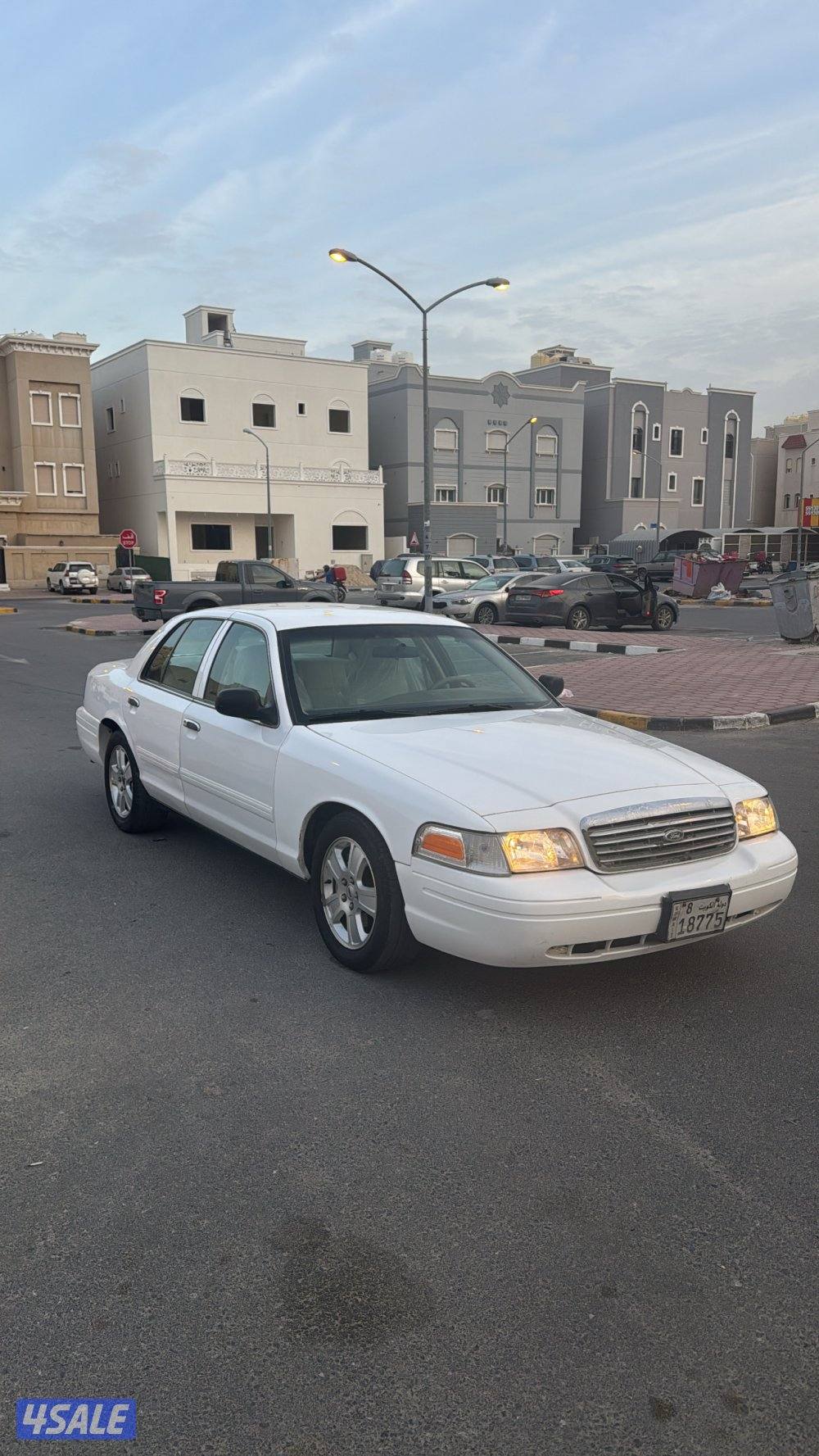 فورد كراون فكتوريا 20101